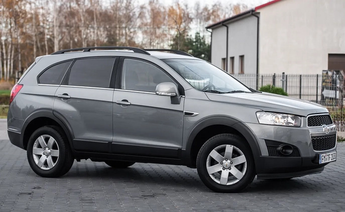 Chevrolet Captiva cena 33900 przebieg: 179000, rok produkcji 2012 z Zawiercie małe 379